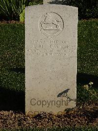 Salonika (Lembet Road) Military Cemetery - Taylor, J H